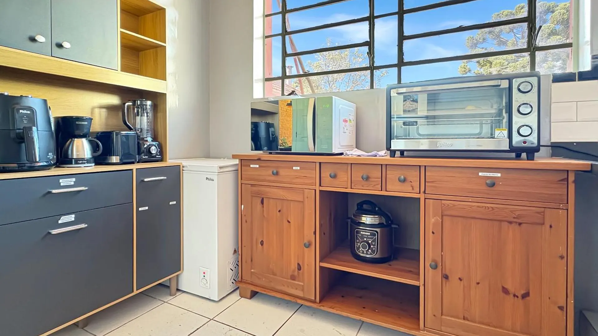 Shopping Center Fast Wifi Balcony Home Office Apartment