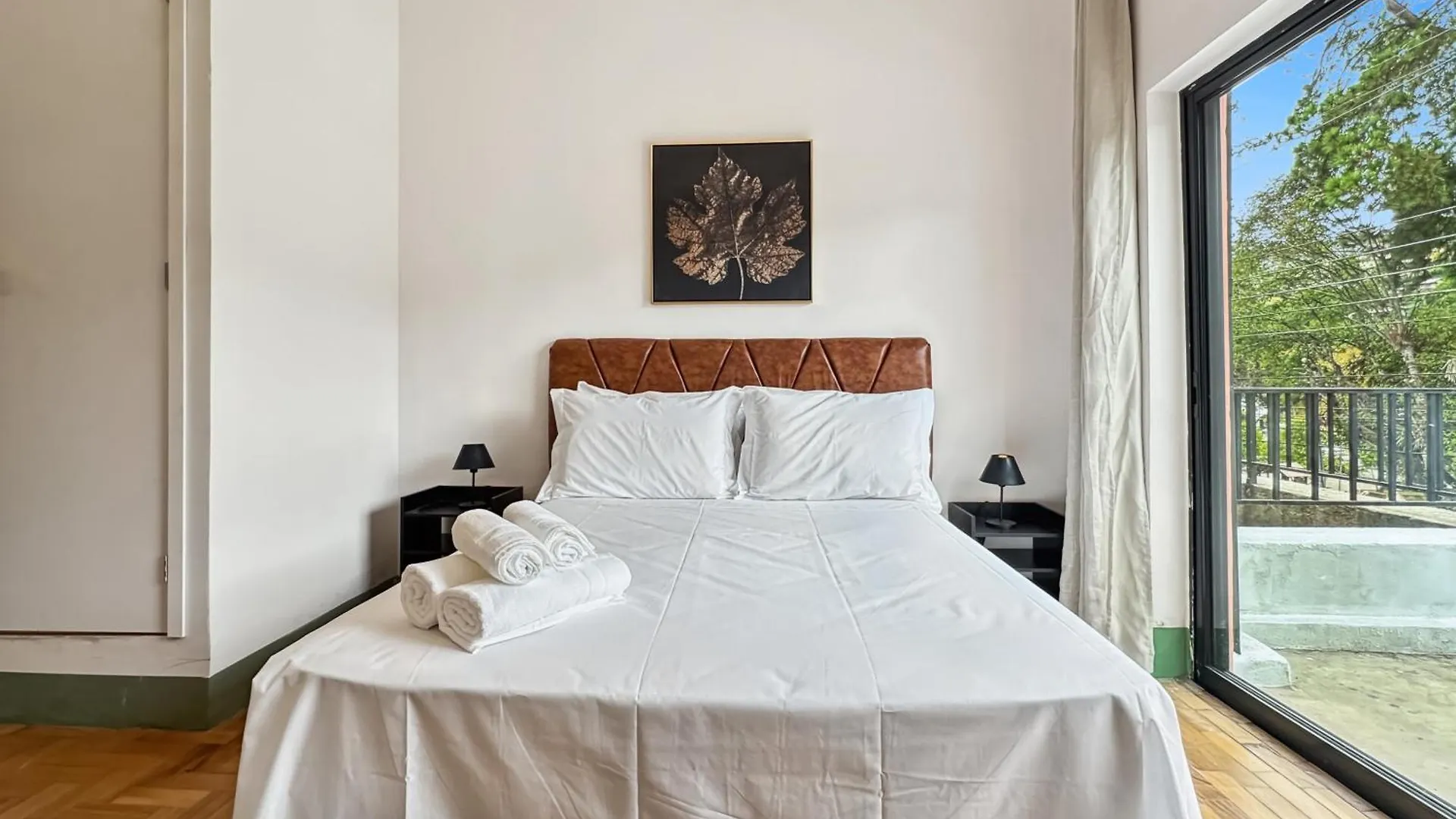 Shopping Center Fast Wifi Balcony Home Office Campos do Jordao
